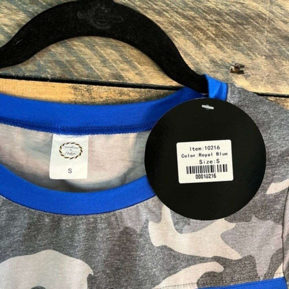 Sunshine‎ & Rodeos Blue Camo Top Size Small - Picture 4 of 13